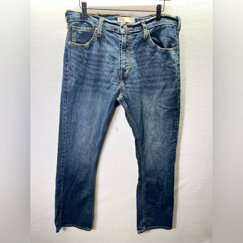 Levis Signature Bootcut Jeans Mens 33/30‎ Blue Denim Stretch Pants Comfy 2235
